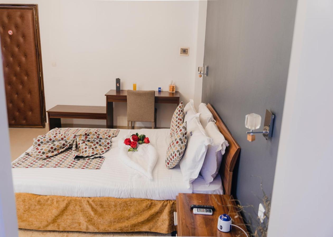 Hotel Nina Дакар Екстер'єр фото